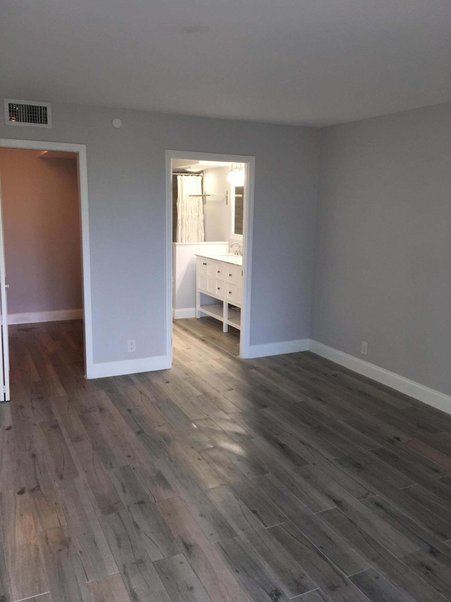 6400 Northwest 2nd Avenue, Unit 1240 Boca Raton, FL 33487 - Photo 13 of 27 Master Bedroom