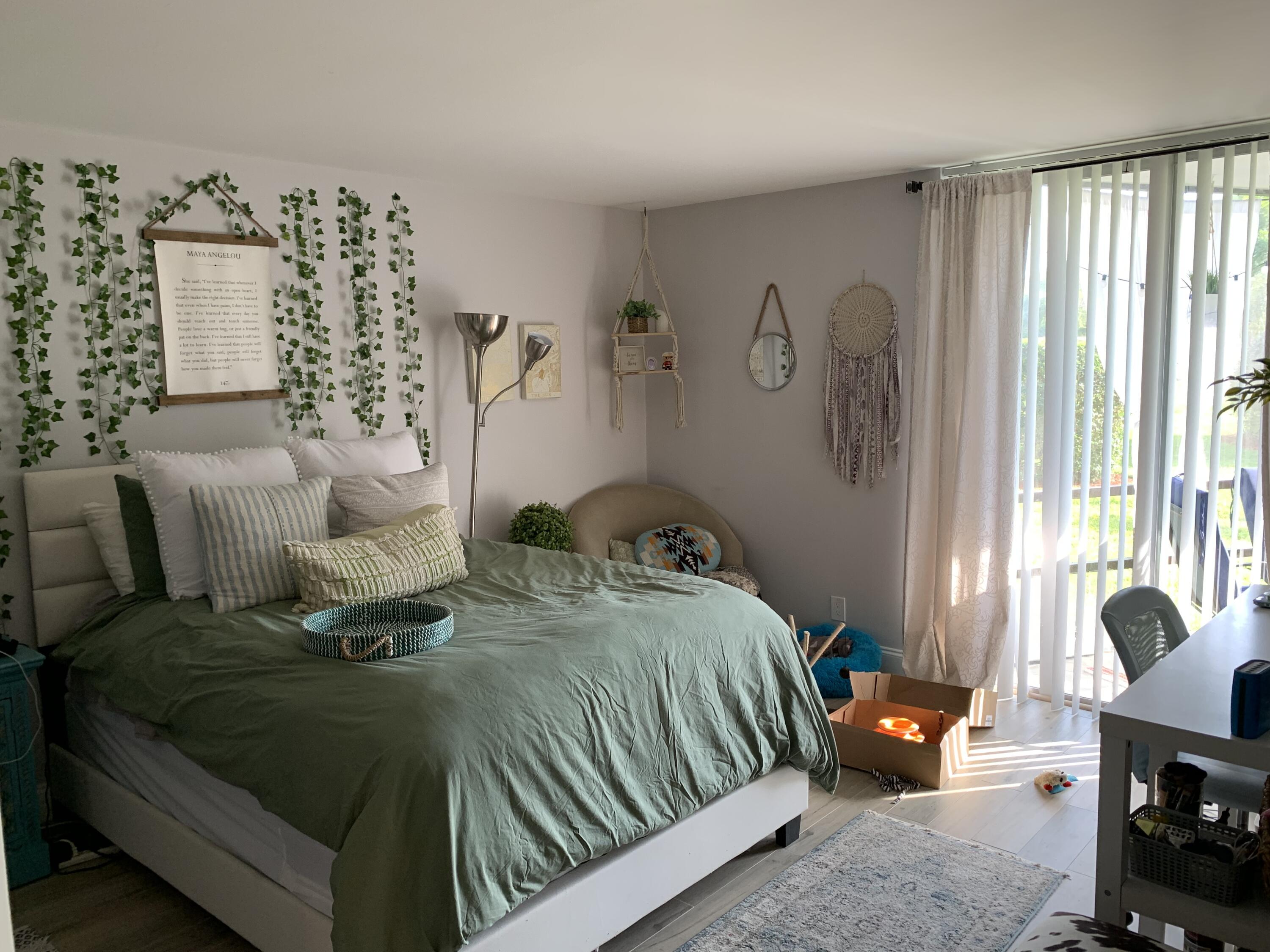 6400 Northwest 2nd Avenue, Unit 1240 Boca Raton, FL 33487 - Photo 14 of 27 master bedroom