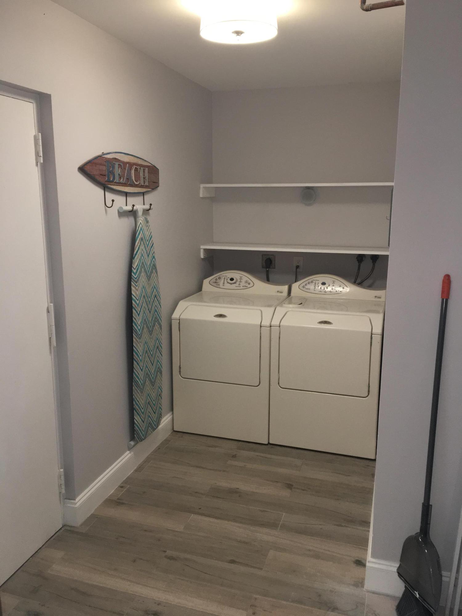 6400 Northwest 2nd Avenue, Unit 1240 Boca Raton, FL 33487 - Photo 26 of 27 124 laundry
