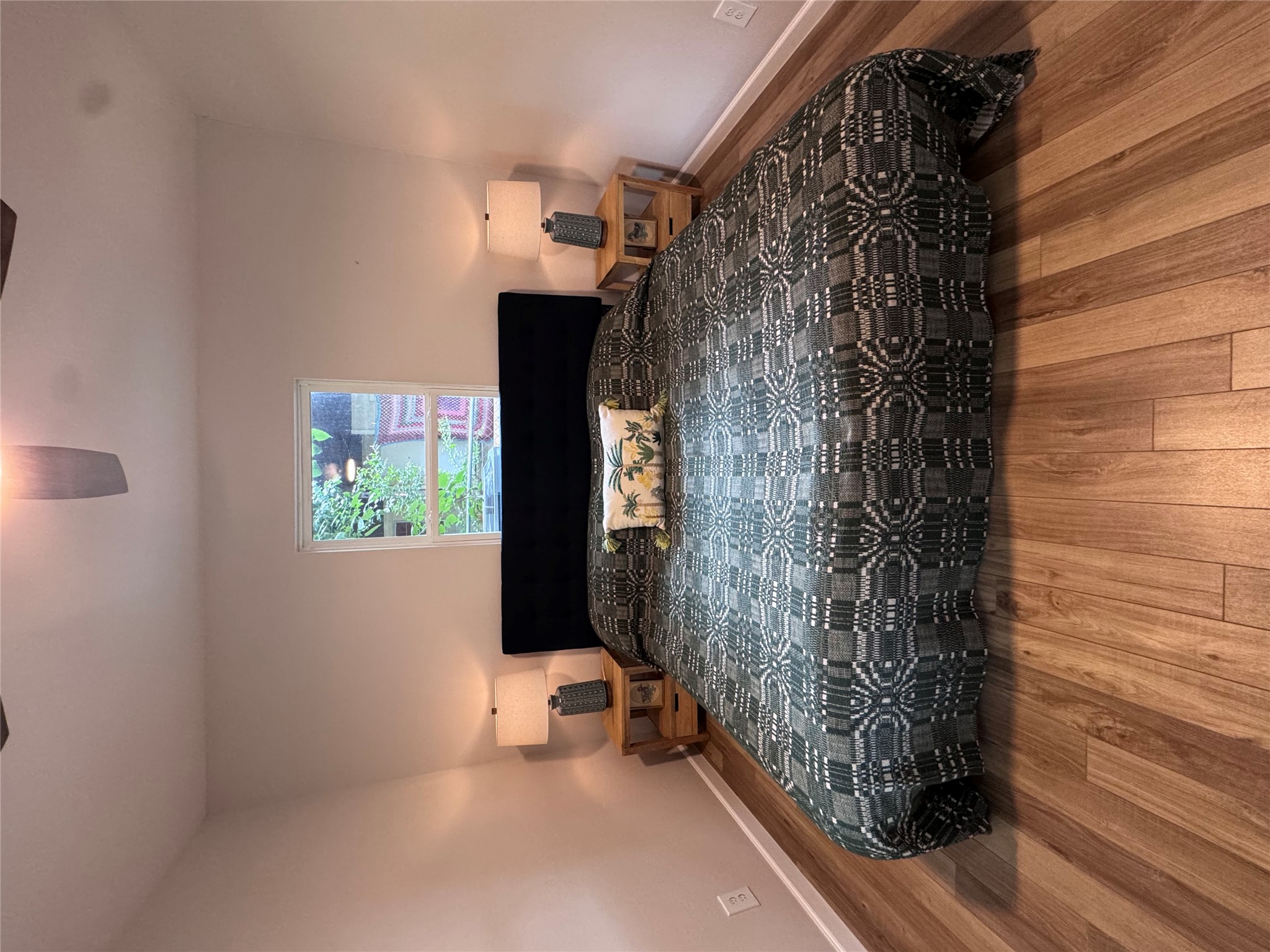 304 Sheraton Avenue Austin, TX 78745 - Photo 26 of 32 king size bed