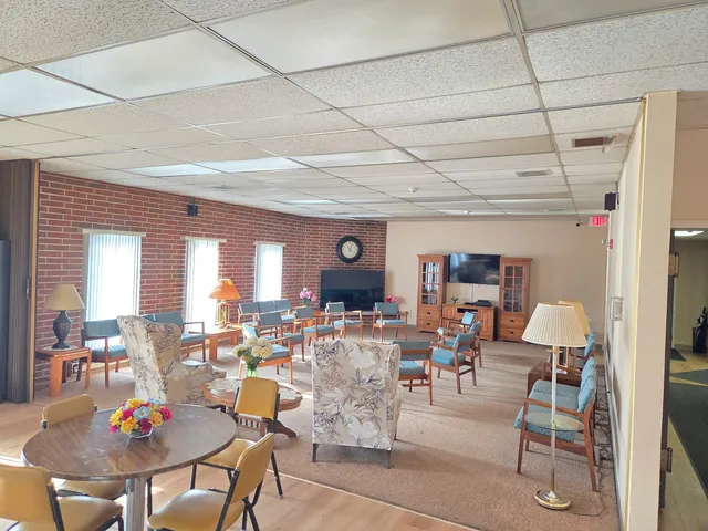$138,000 | 255 South West Avenue, Unit 214, Elmhurst, IL 60126