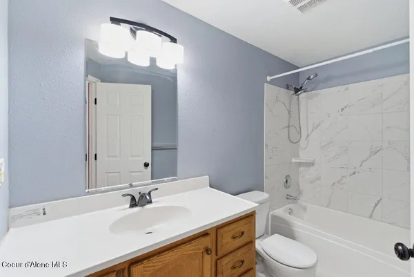 $554,900 | 2639 West Blueberry Circle, Hayden, ID 83835