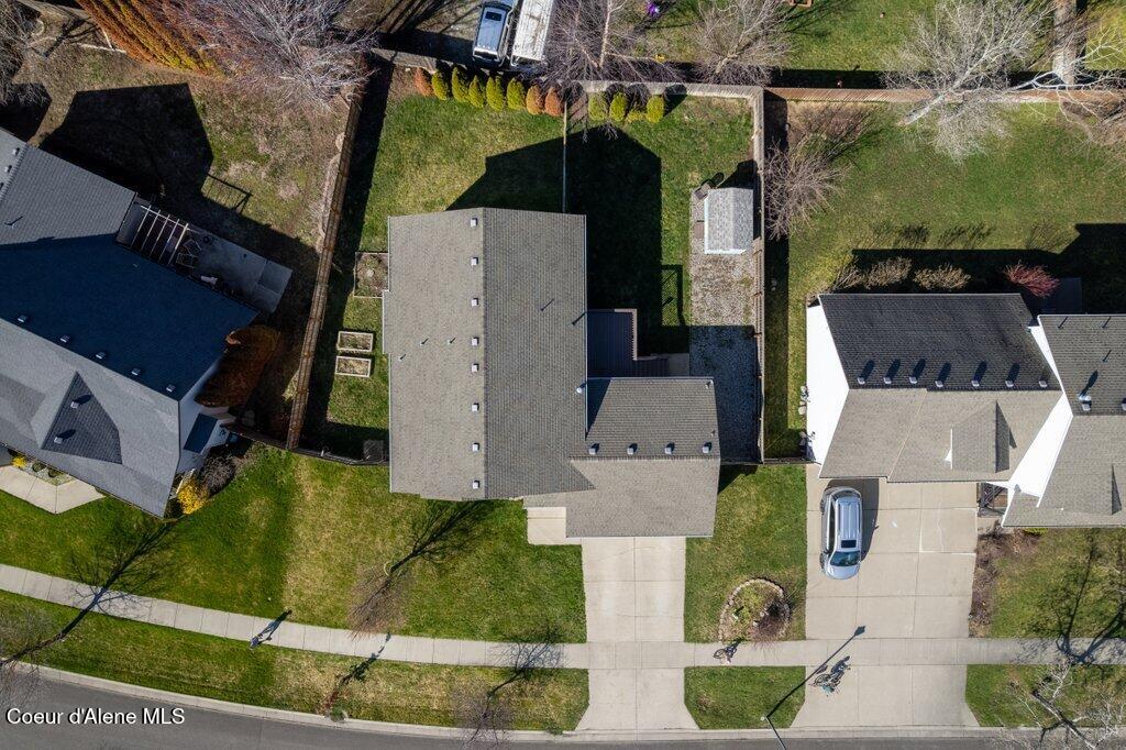 2639 West Blueberry Circle Hayden, ID 83835 - Photo 2 of 36 003-2639WestBlueberryCircle-Hayden-ID-83