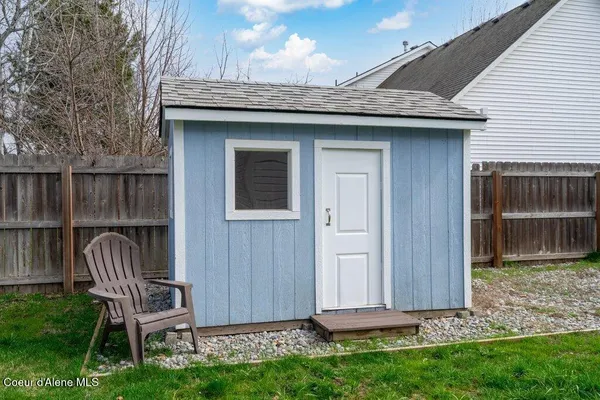 $554,900 | 2639 West Blueberry Circle, Hayden, ID 83835