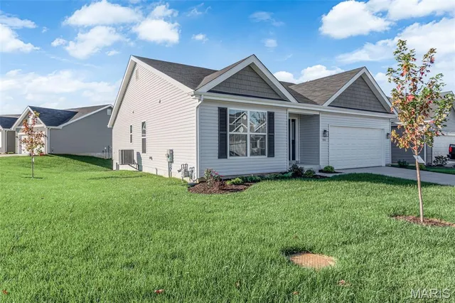 $379,000 | 700 Switchgrass Drive, Wentzville, MO 63385