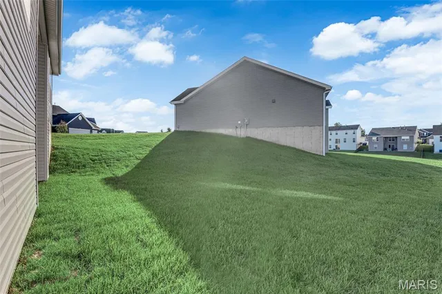 $379,000 | 700 Switchgrass Drive, Wentzville, MO 63385