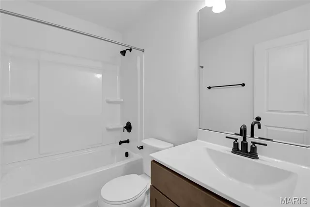 $379,000 | 700 Switchgrass Drive, Wentzville, MO 63385