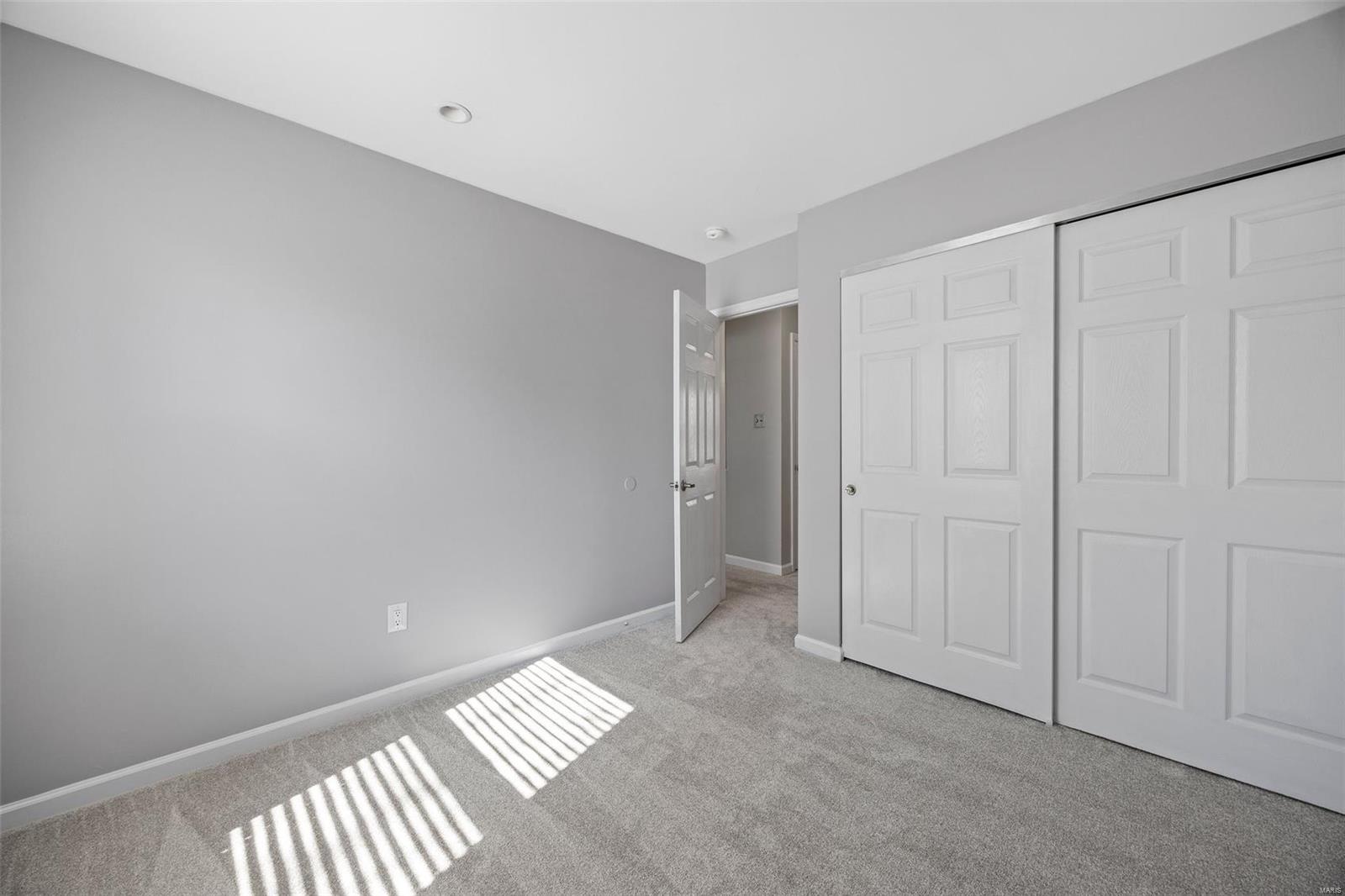 825 Forest Village Drive Ballwin, MO 63021 - Photo 11 of 22