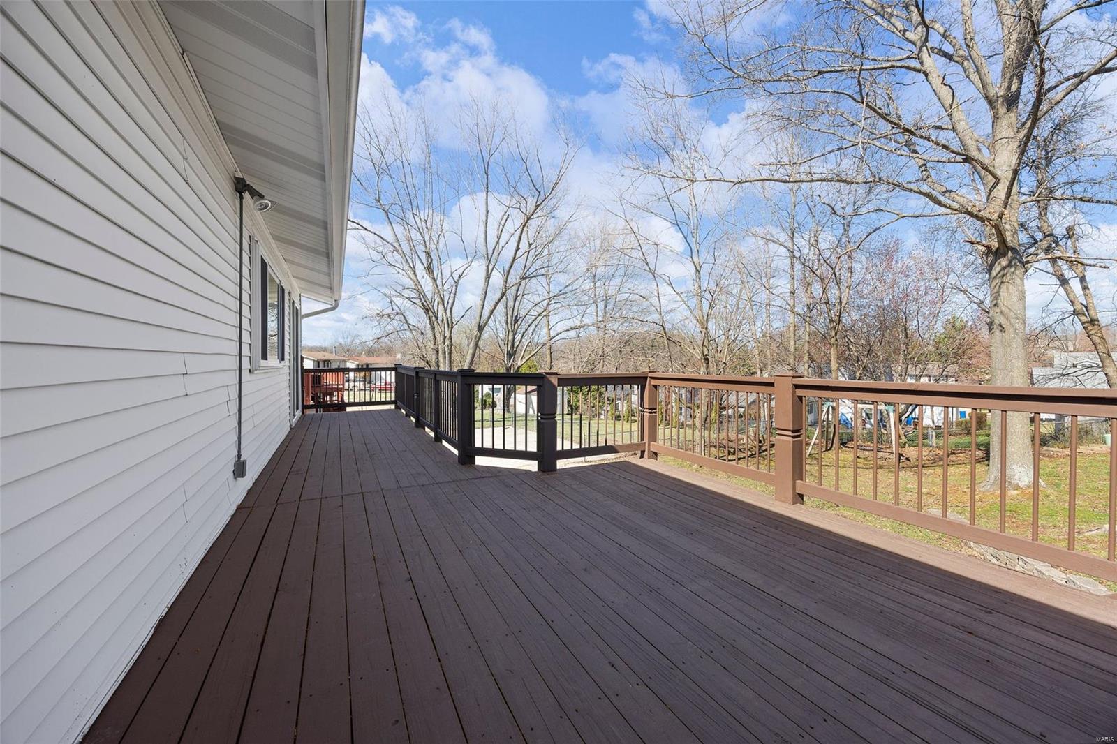 825 Forest Village Drive Ballwin, MO 63021 - Photo 6 of 22