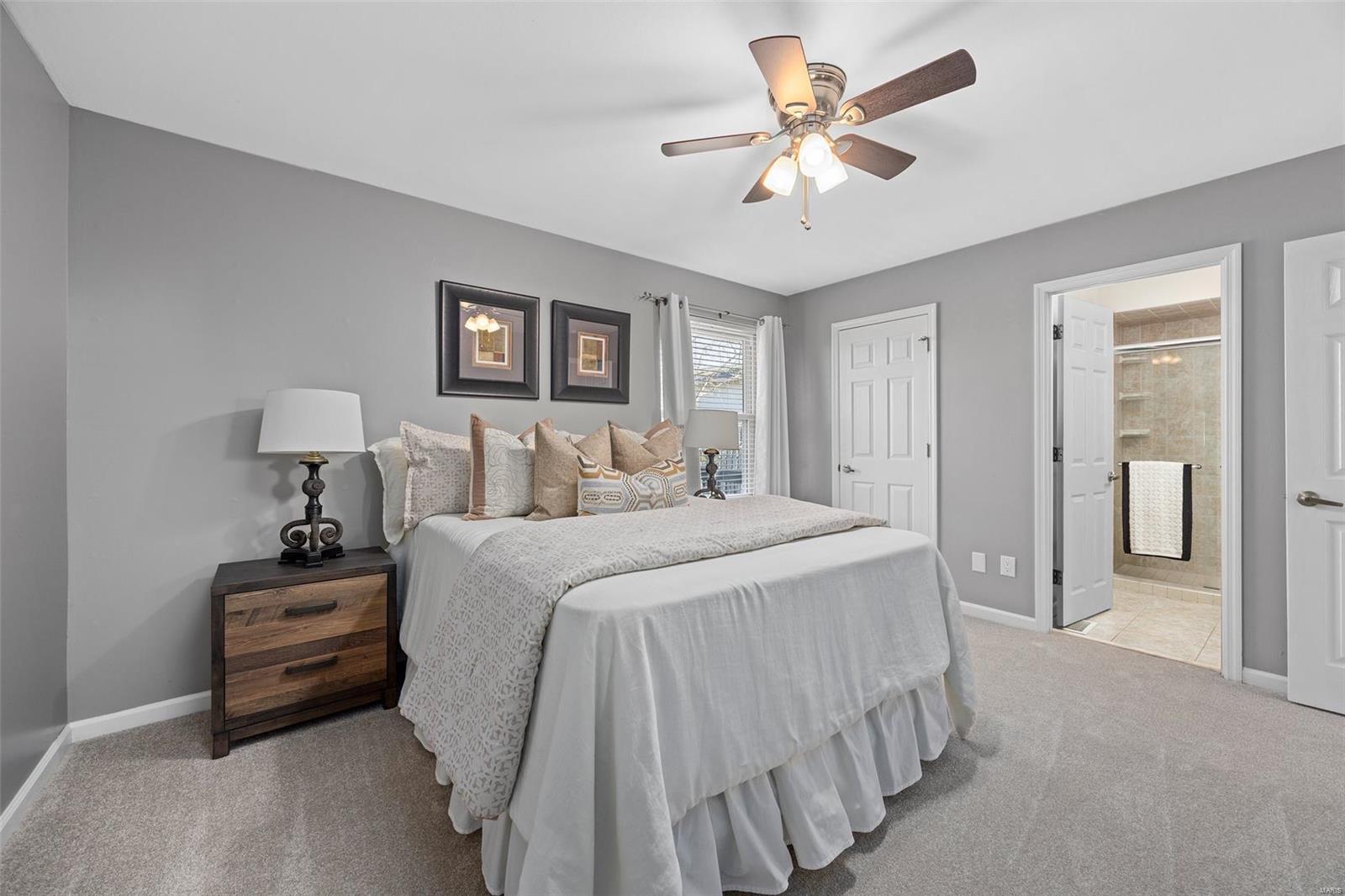 825 Forest Village Drive Ballwin, MO 63021 - Photo 8 of 22