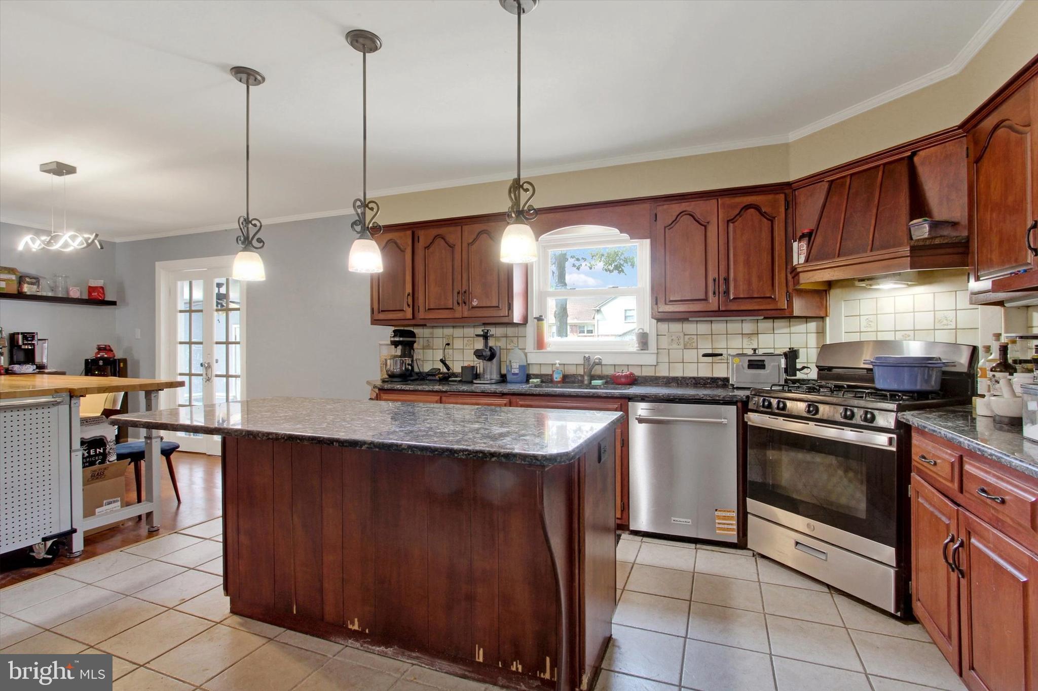 280 Sunset Avenue Hanover, PA 17331 - Photo 10 of 32 Gallery Image 10