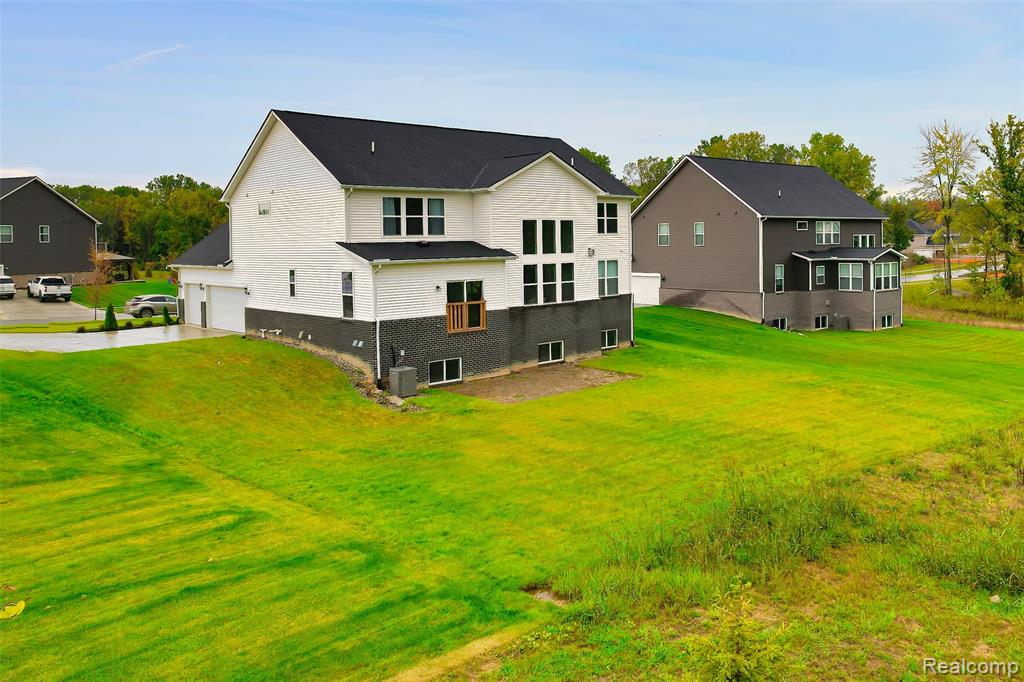 22820 Martin Road South Lyon, MI 48178 - Photo 76 of 82