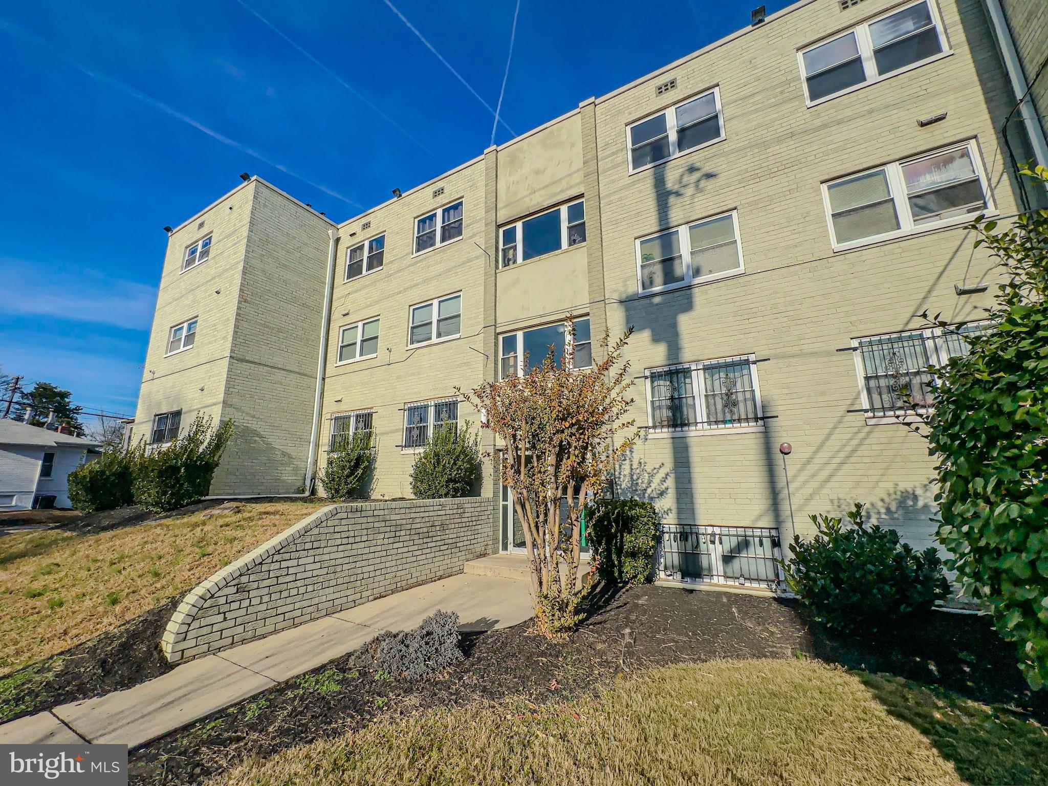 4810 Quarles Street Northeast, Unit 201 Washington, DC 20019 - Photo 3 of 23