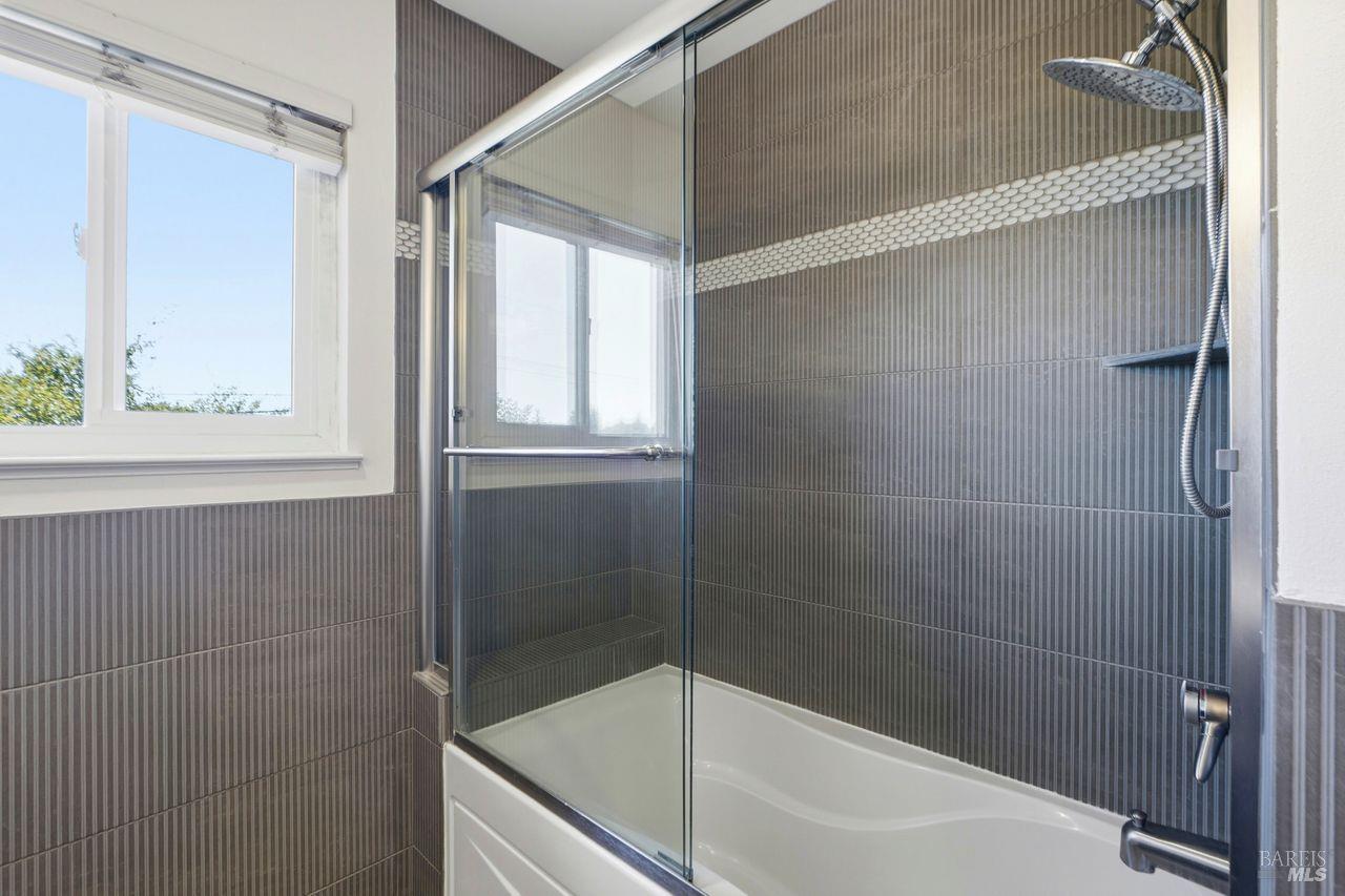 2205 Hillside Drive Santa Rosa, CA 95404 - Photo 23 of 32