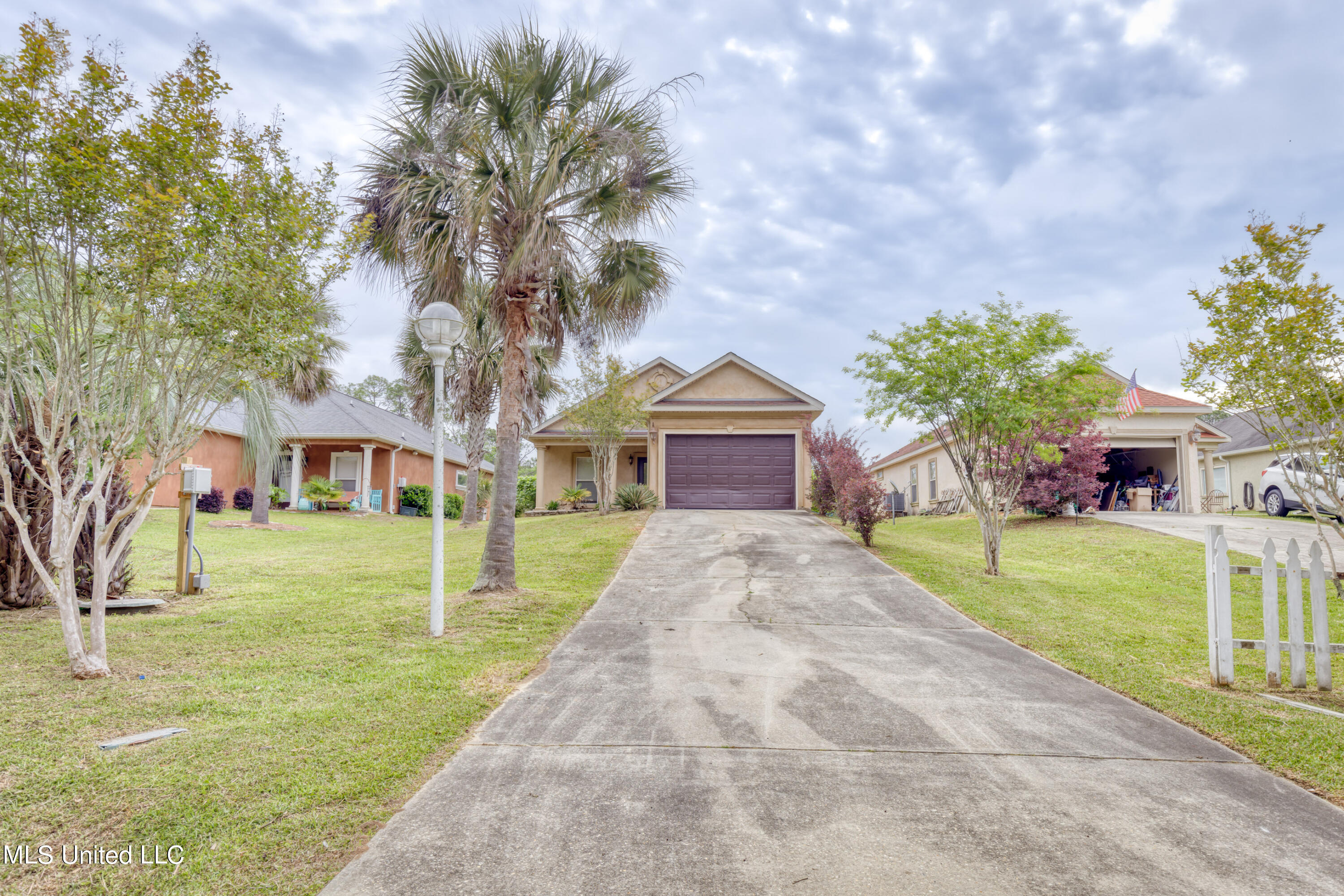 6720 Tunica Road Biloxi, MS 39532 - Photo 3 of 30 6720 Tunica Rd