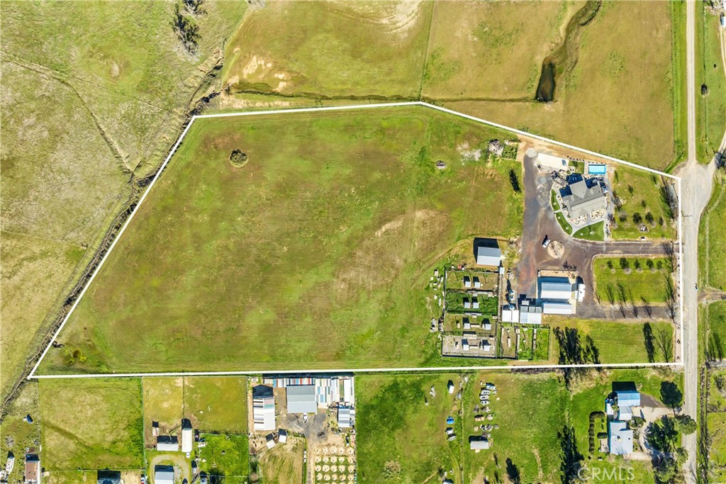 17432 Sendero Way Lower Lake, CA 95457 - Photo 6 of 65 a bathroom with a shower