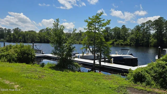 $60,000 | 218 Shoreview Drive, New Bern, NC 28562