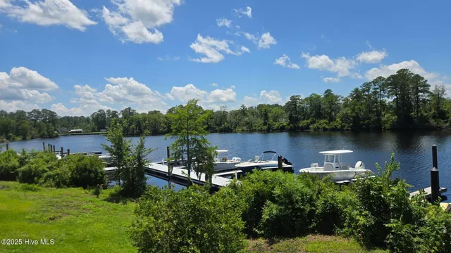 $60,000 | 218 Shoreview Drive, New Bern, NC 28562