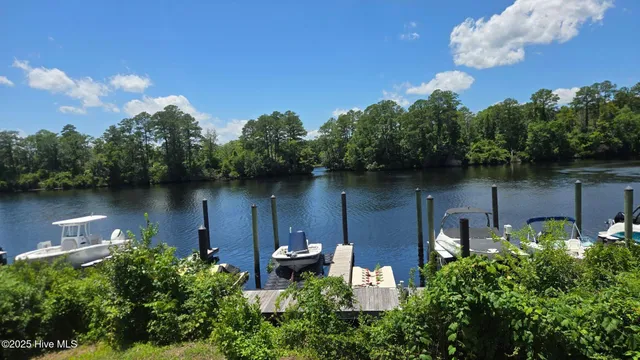 $60,000 | 218 Shoreview Drive, New Bern, NC 28562