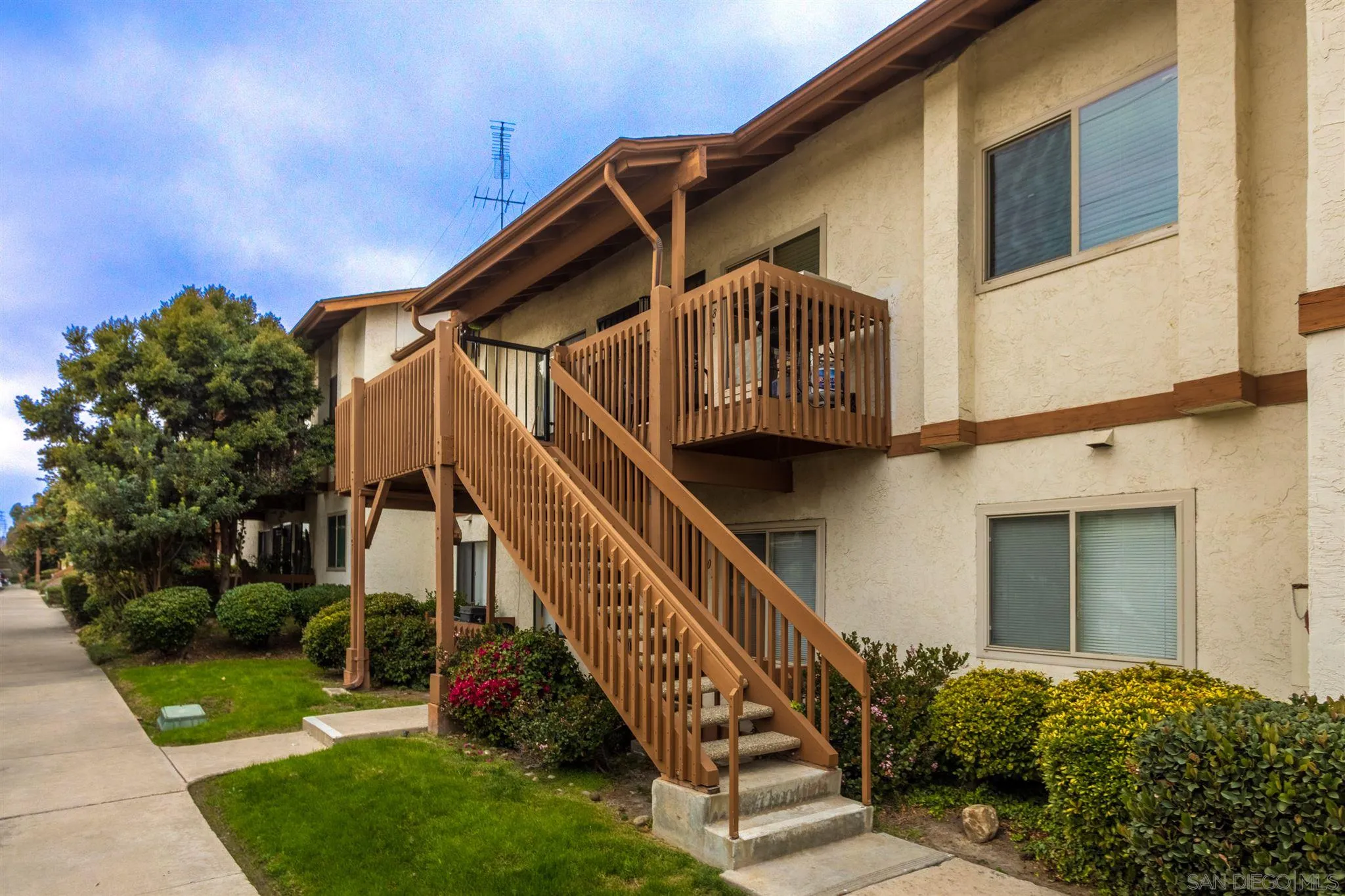 6354 Rancho Mission Road, Unit 508 San Diego, CA 92108 - Photo 12 of 19 Gallery Image 12