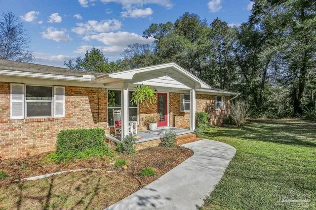 $404,500 | 4900 Shell Road, Milton, FL 32583