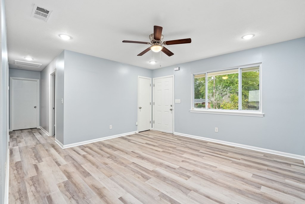 5619 Valleybrook Road Columbus, GA 31907 - Photo 5 of 14 Gallery Image 5