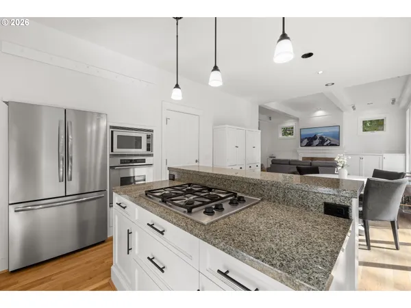 $615,000 | 3426 Southwest Arnold Street, Portland, OR 97219