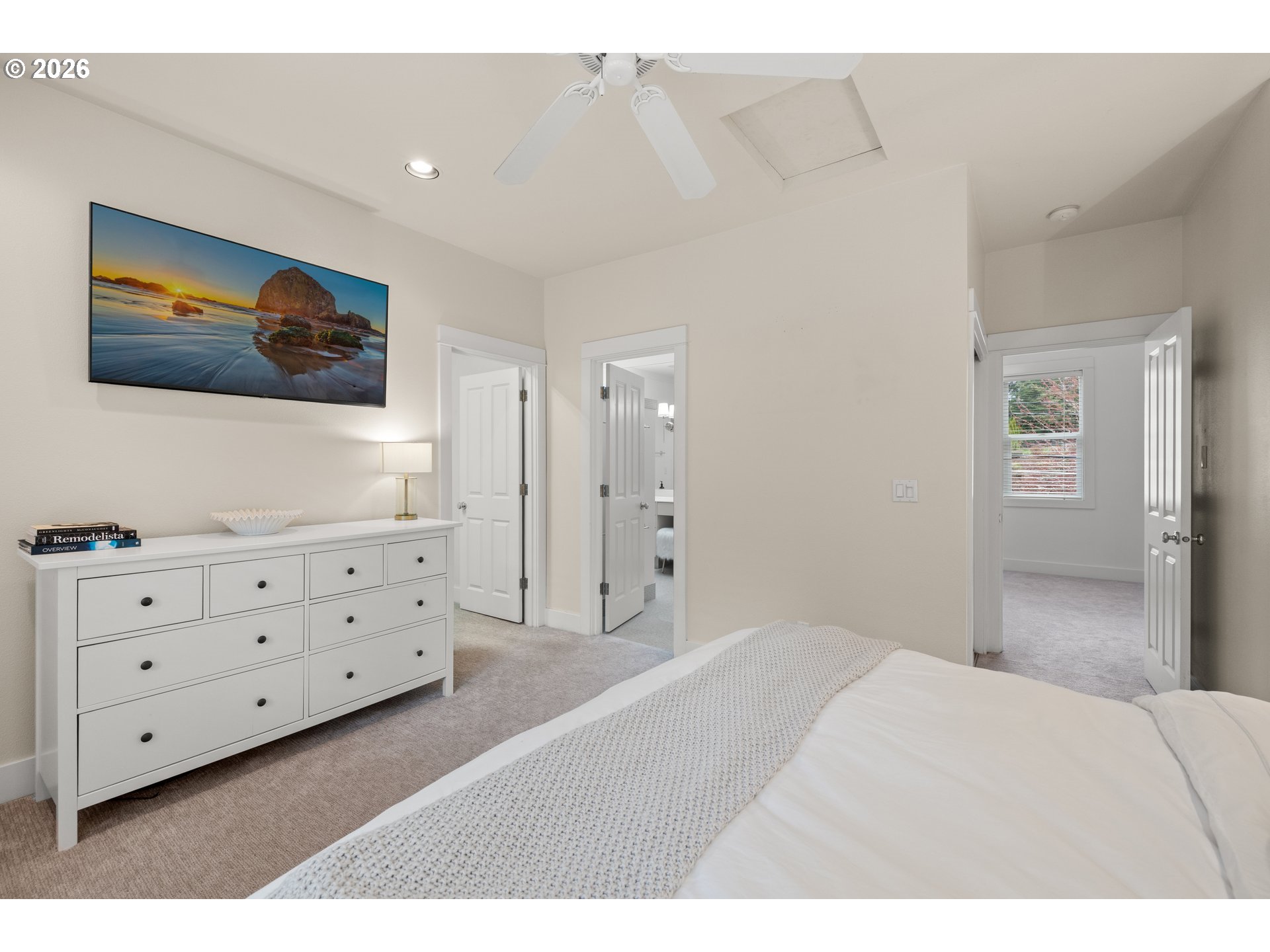 3426 Southwest Arnold Street Portland, OR 97219 - Photo 21 of 45