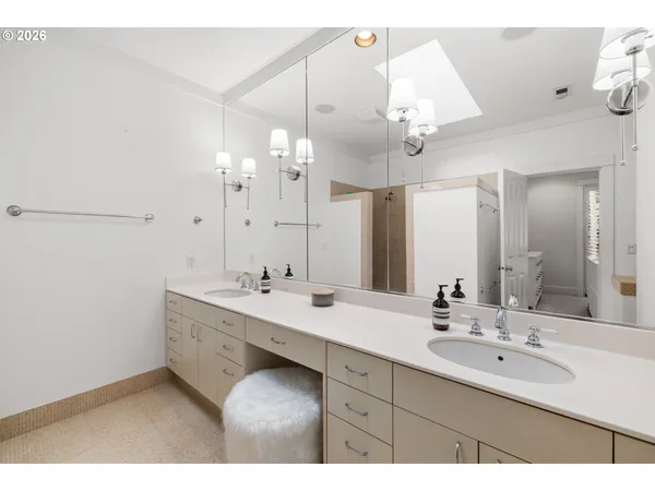 $615,000 | 3426 Southwest Arnold Street, Portland, OR 97219