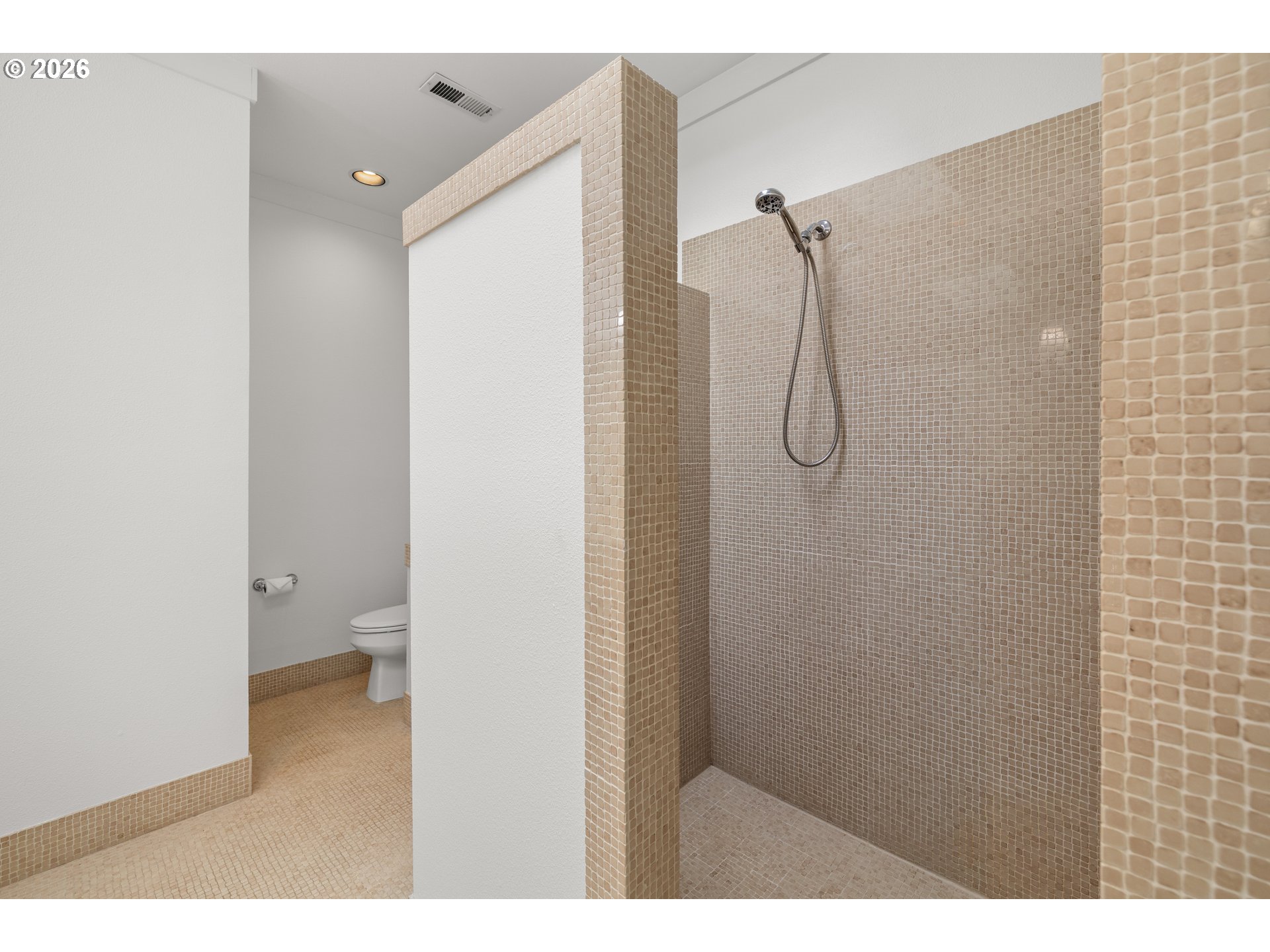 3426 Southwest Arnold Street Portland, OR 97219 - Photo 24 of 45