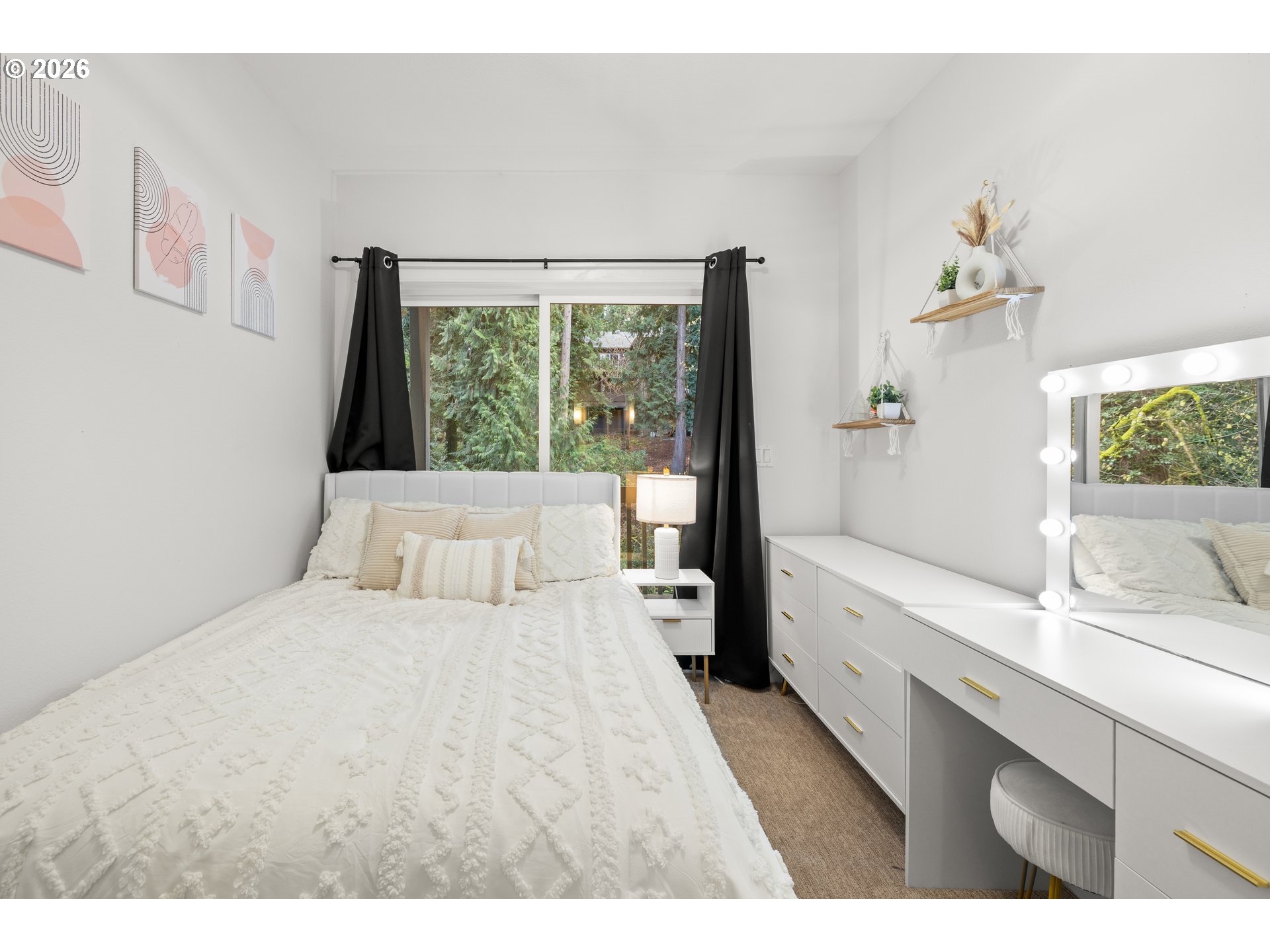 3426 Southwest Arnold Street Portland, OR 97219 - Photo 34 of 45