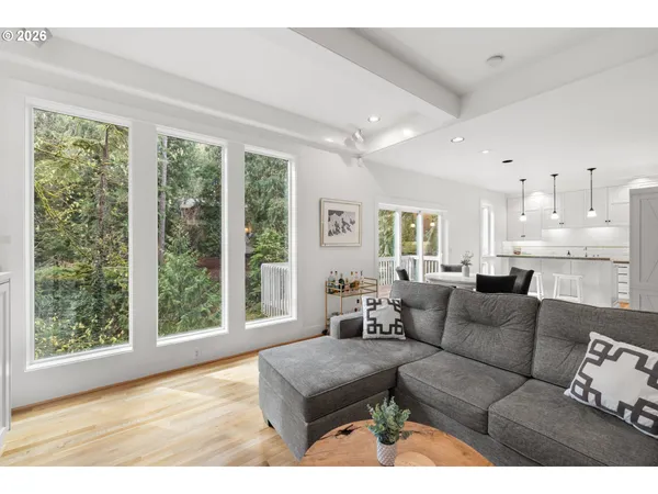 $615,000 | 3426 Southwest Arnold Street, Portland, OR 97219