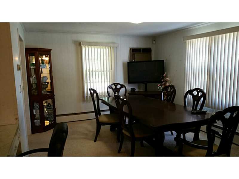 358 Budlong Road Cranston, RI 02920 - Photo 9 of 25 Dining Room.