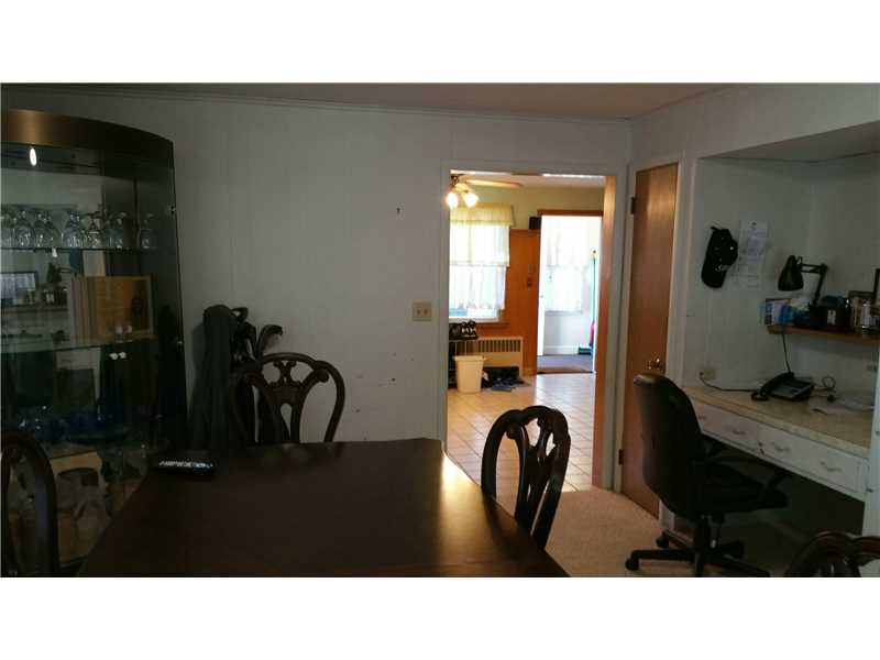 358 Budlong Road Cranston, RI 02920 - Photo 10 of 25 Dining Room.