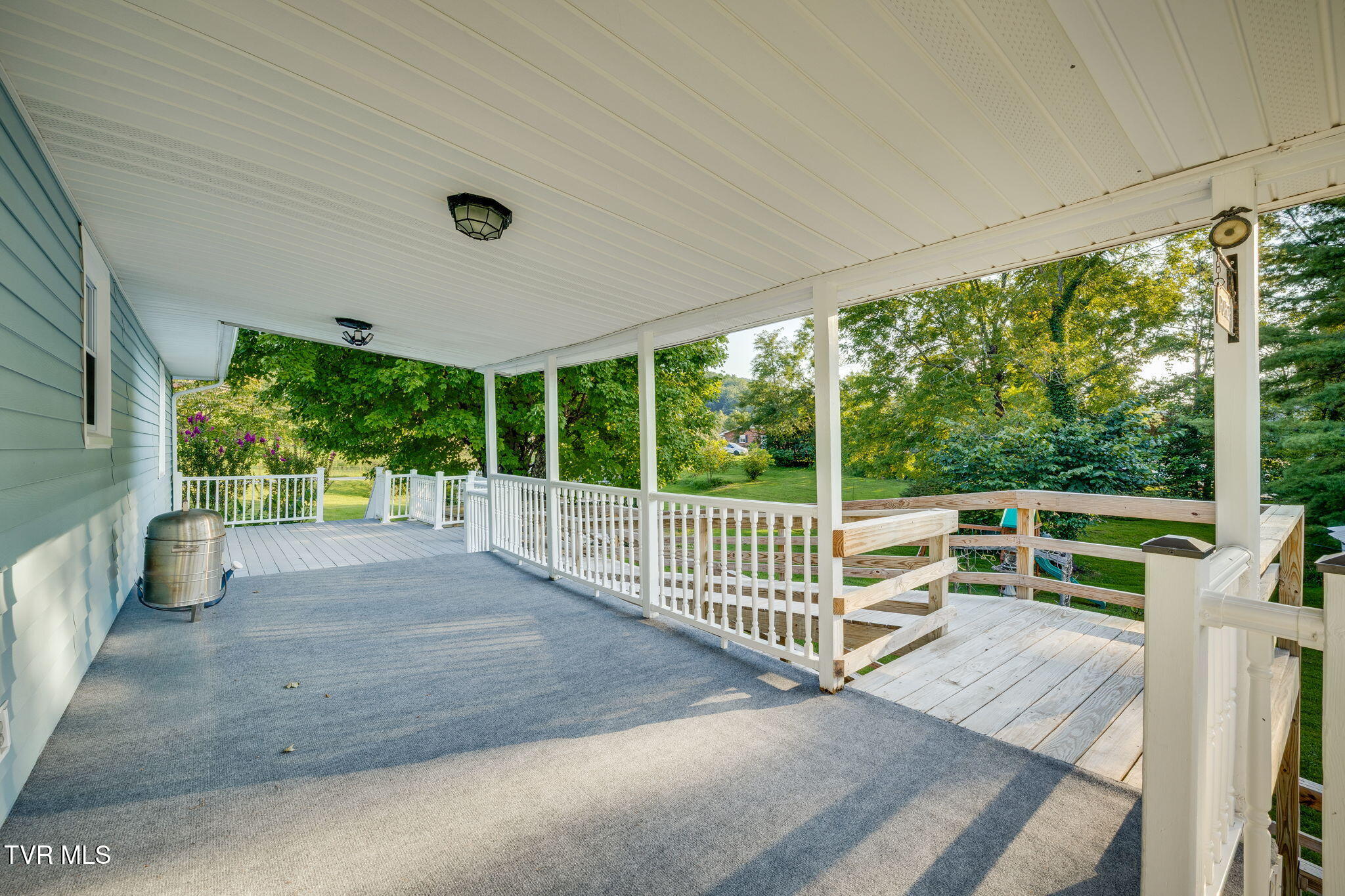 101 Popular Grove Road Elizabethton, TN 37643 - Photo 35 of 38 035