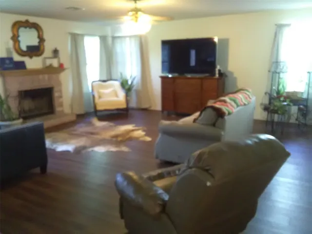 $445,000 | 1110 Mountain View Drive, Pflugerville, TX 78660