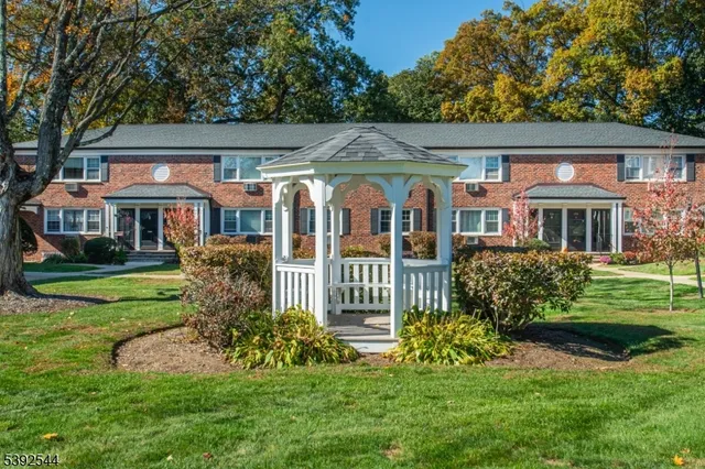 $329,000 | 116 Pitney Place, Unit 116, Morristown, NJ 07960