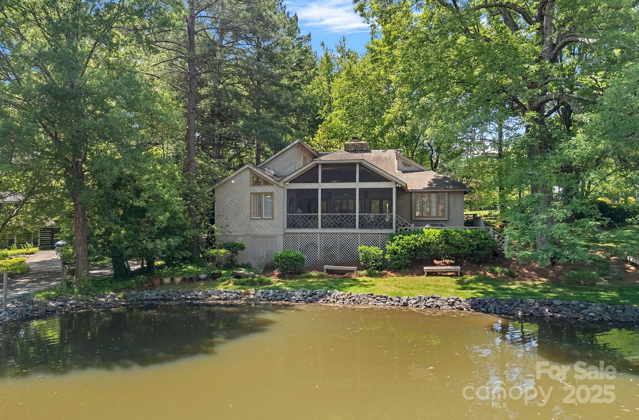 5915 Mamolake Road Charlotte, NC 28270 - Photo 39 of 40 Gallery Image 39