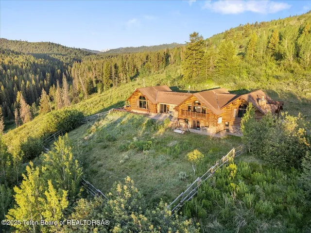 $3,695,000 | 4020 Bronco Road, Wilson, WY 83014