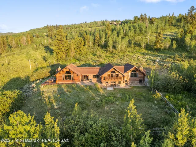 $3,695,000 | 4020 Bronco Road, Wilson, WY 83014