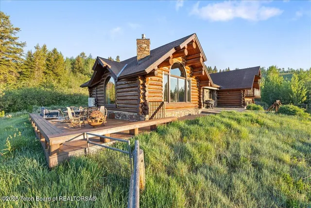 $3,695,000 | 4020 Bronco Road, Wilson, WY 83014