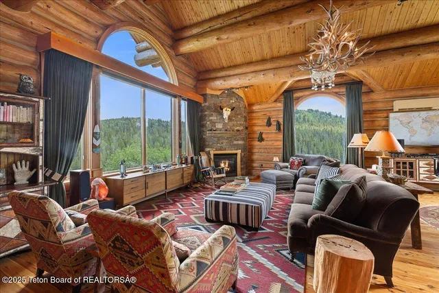 $3,695,000 | 4020 Bronco Road, Wilson, WY 83014