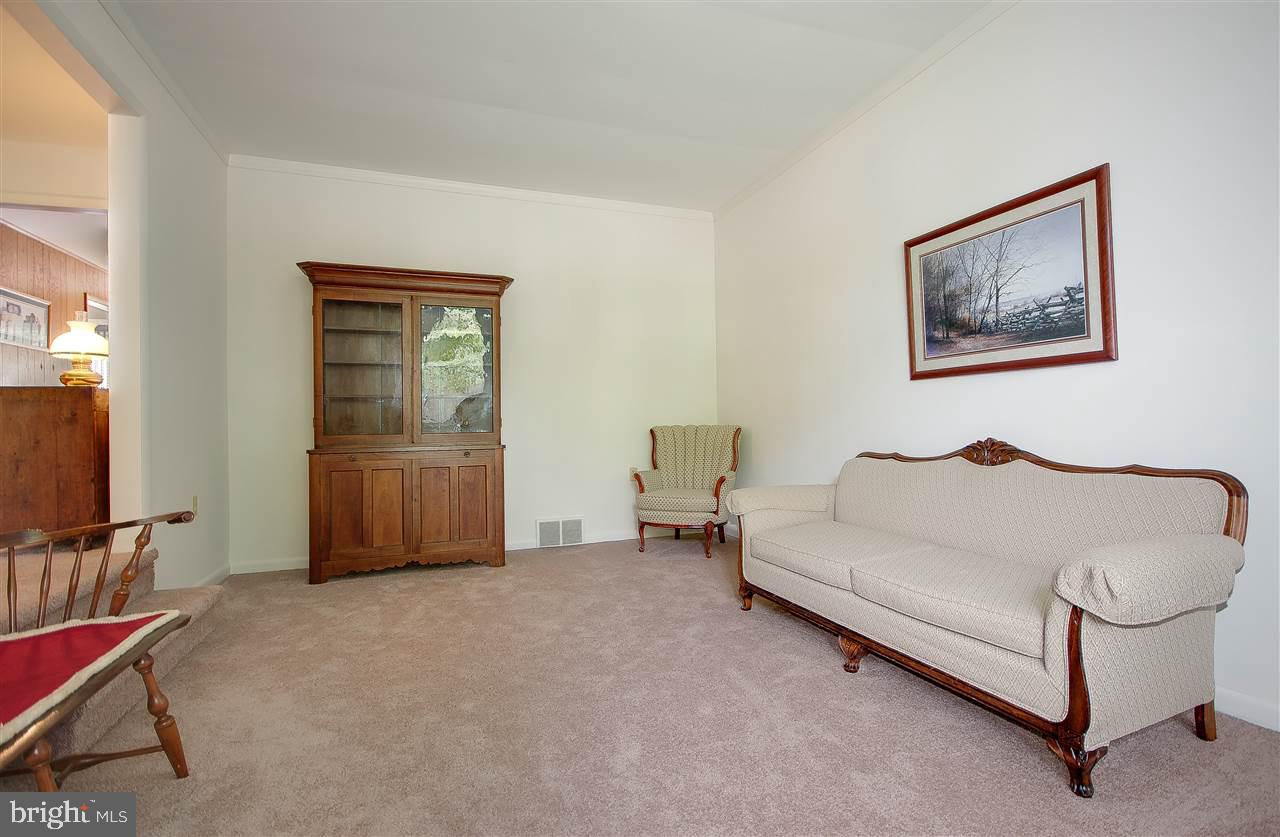 538 Spring House Road Camp Hill, PA 17011 - Photo 10 of 25 Gallery Image 10