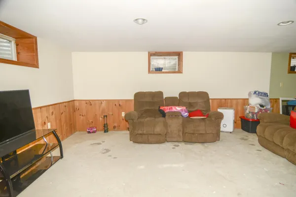 $329,000 | 67 Highland Avenue, Derby, VT 05830