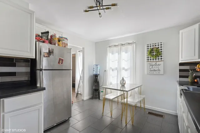 $125,000 | 322 Nokomis Street, Park Forest, IL 60466