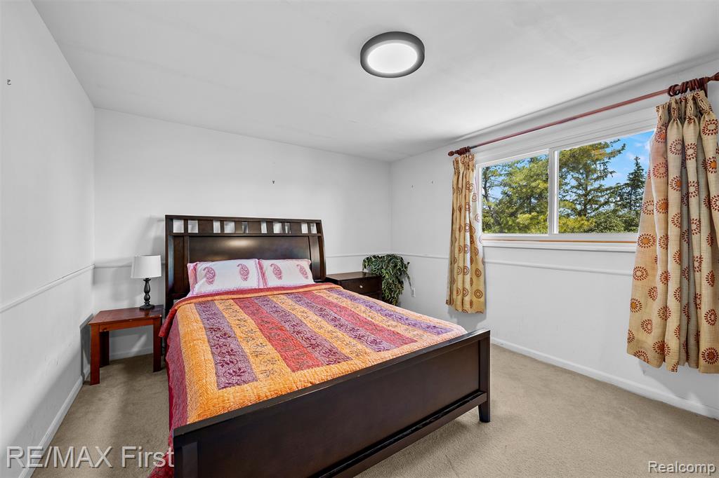 36010 Congress Road Farmington, MI 48335 - Photo 25 of 34