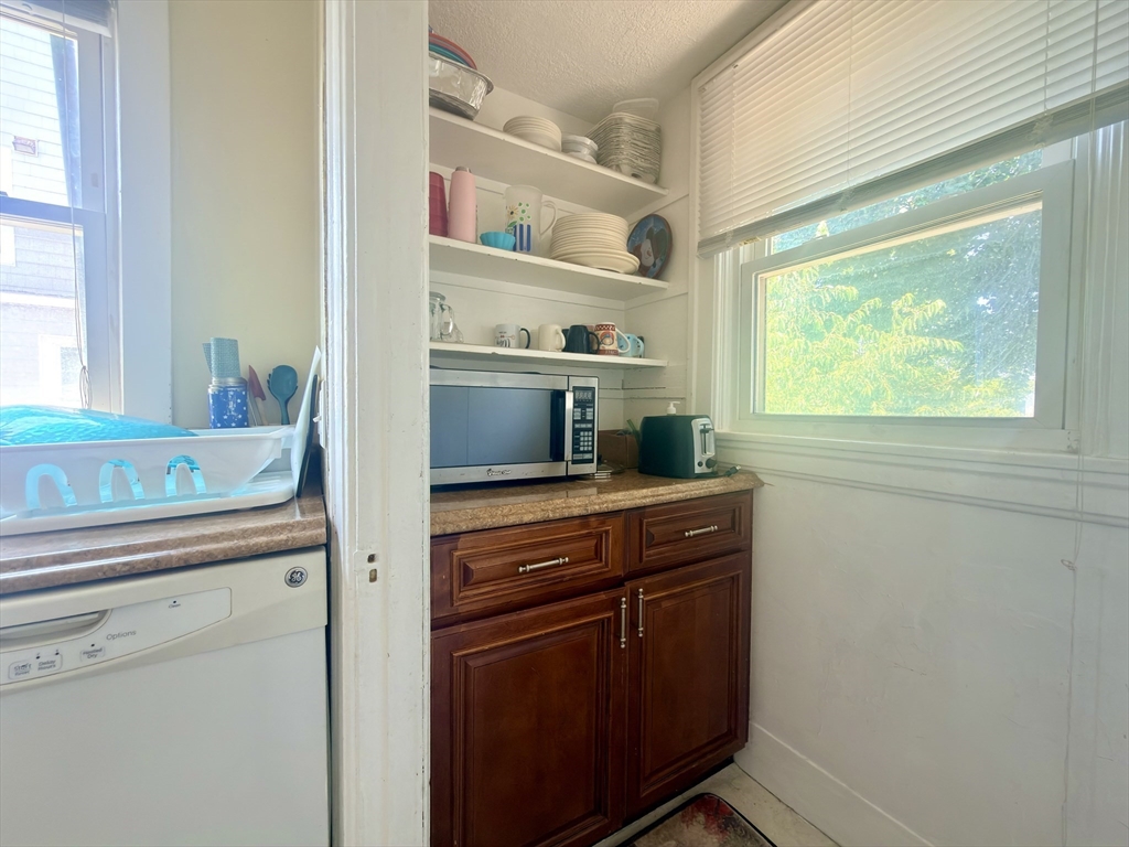 59 C Street Hull, MA 02045 - Photo 15 of 37