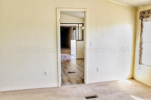 $170,000 | 229 Montana Drive, Cactus, TX 79029