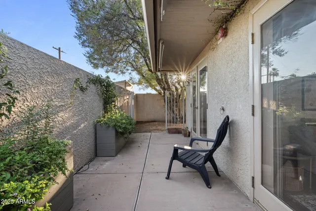 $2,000,000 | 1522 West Myrtle Avenue, Phoenix, AZ 85021