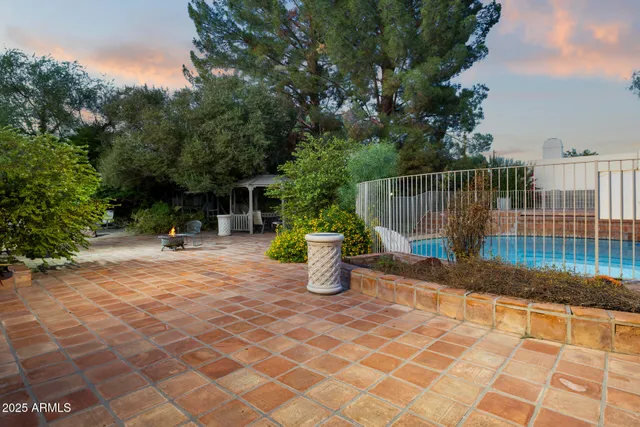 $2,000,000 | 1522 West Myrtle Avenue, Phoenix, AZ 85021